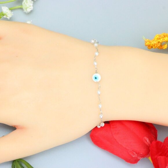 "Elegant & Trendy Bracelet, A Perfect Gift for Women, Thoughtful, EVCH1266 - Picture 2 of 9